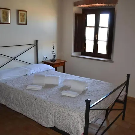 Charmantes Mit Grill Und Pool Apartment
