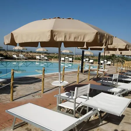 Charmantes Mit Grill Und Pool Campiglia Marittima